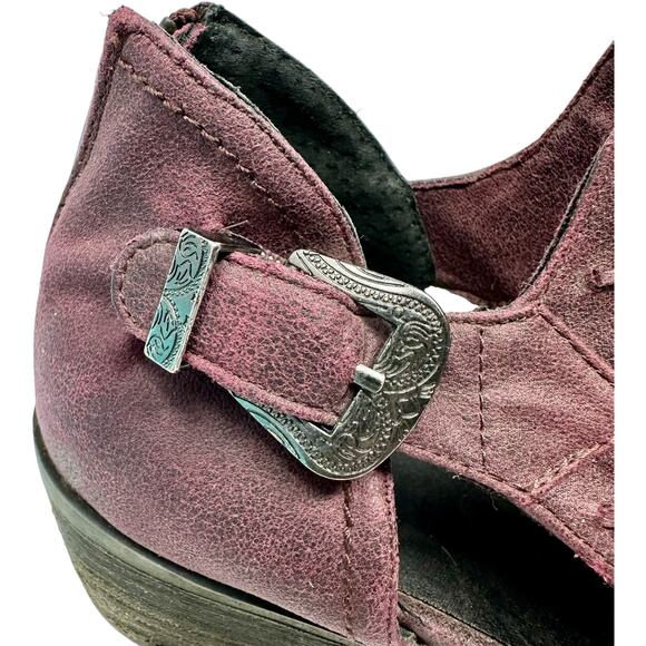 Not Rated Ankle Booties Womens 9 Burgundy Cutout Faux Leather Whimisgoth - Picture 9 of 15